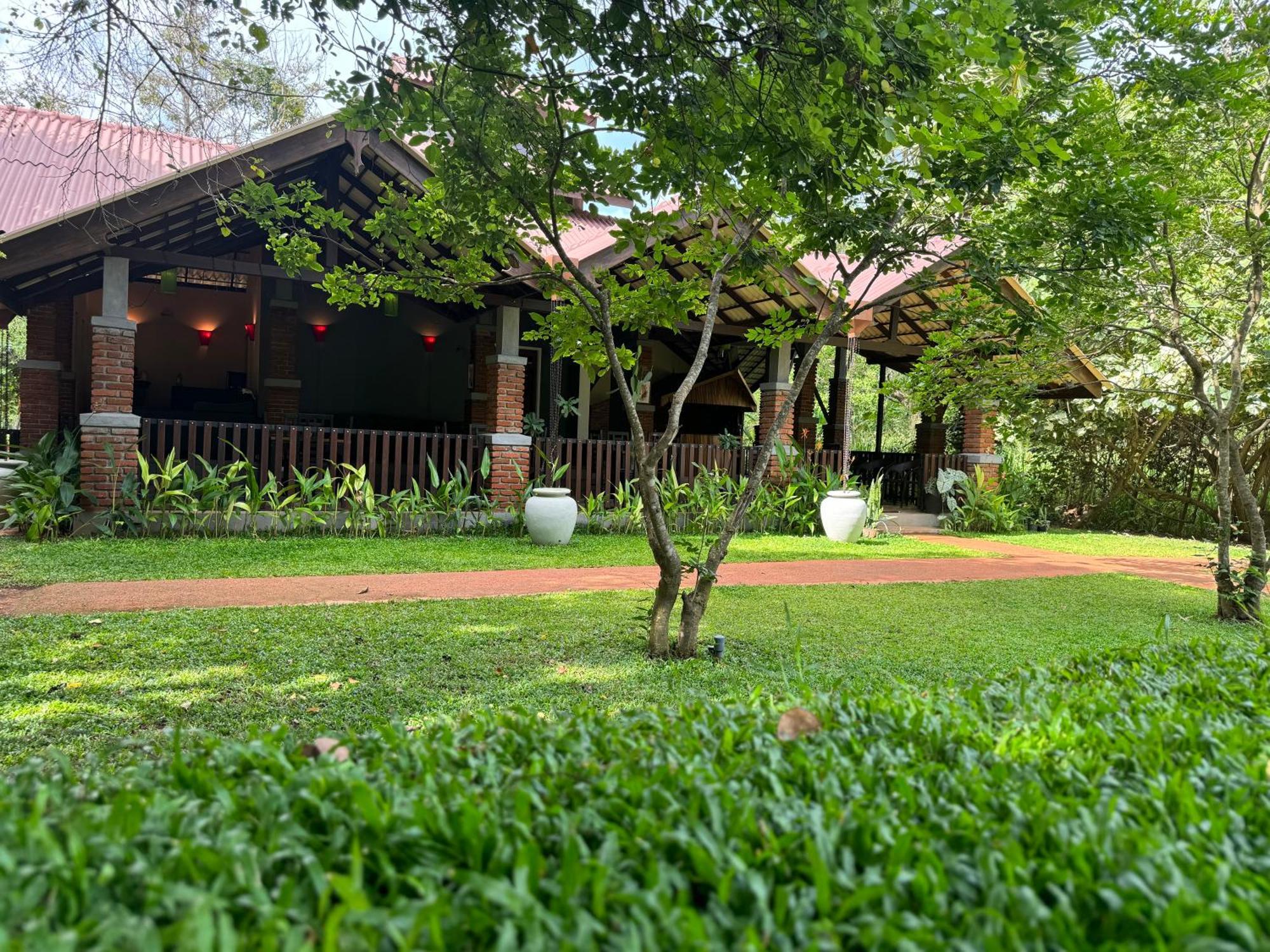 Foresta Resort Sigirîya Extérieur photo